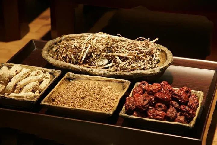고급 한약재 트레이